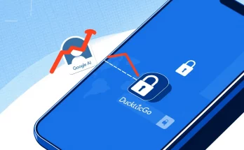 Illustration of mobile phone screen with Google and DuckDuckGo search icons, a surge arrow, and privacy lock symbol, indicating 30% install increase and user preference shift.